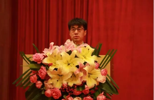 1608104907396327lync.jpg 5.jpg